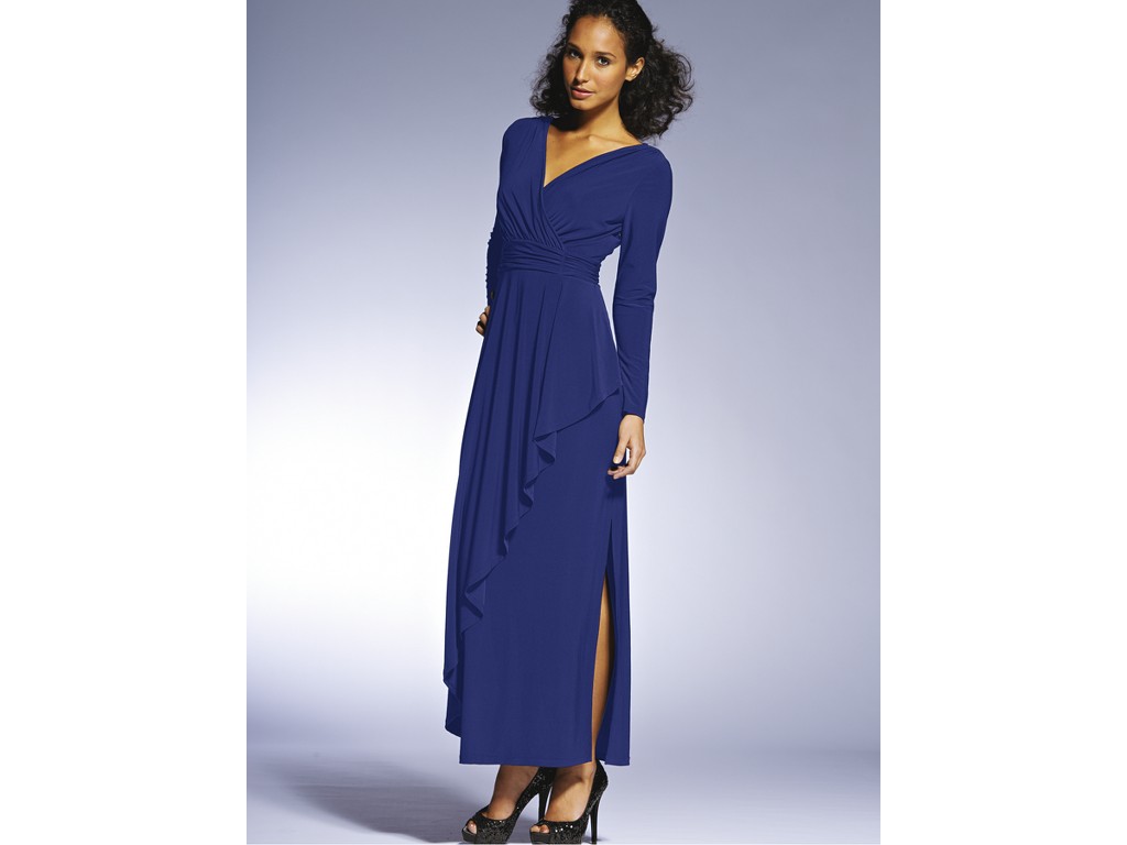 Long maxi Discover maxi dresses with ASOS. Shop the range of maxi dresses and long styles from evening to long sleeve dresses. Find a maxi dress for every occasion.
